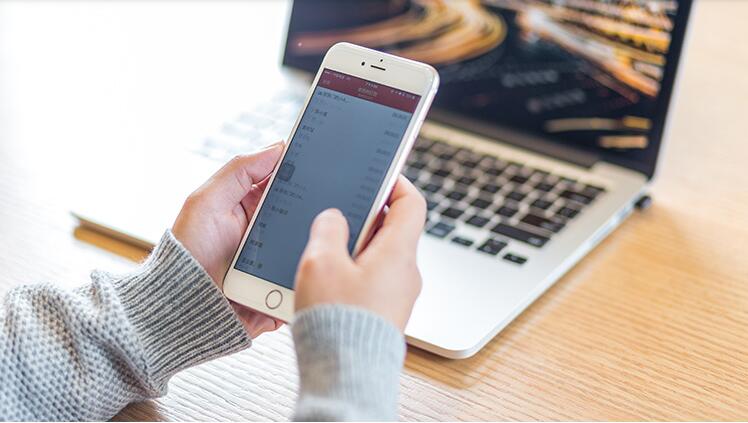 公司有域名怎么做网站？